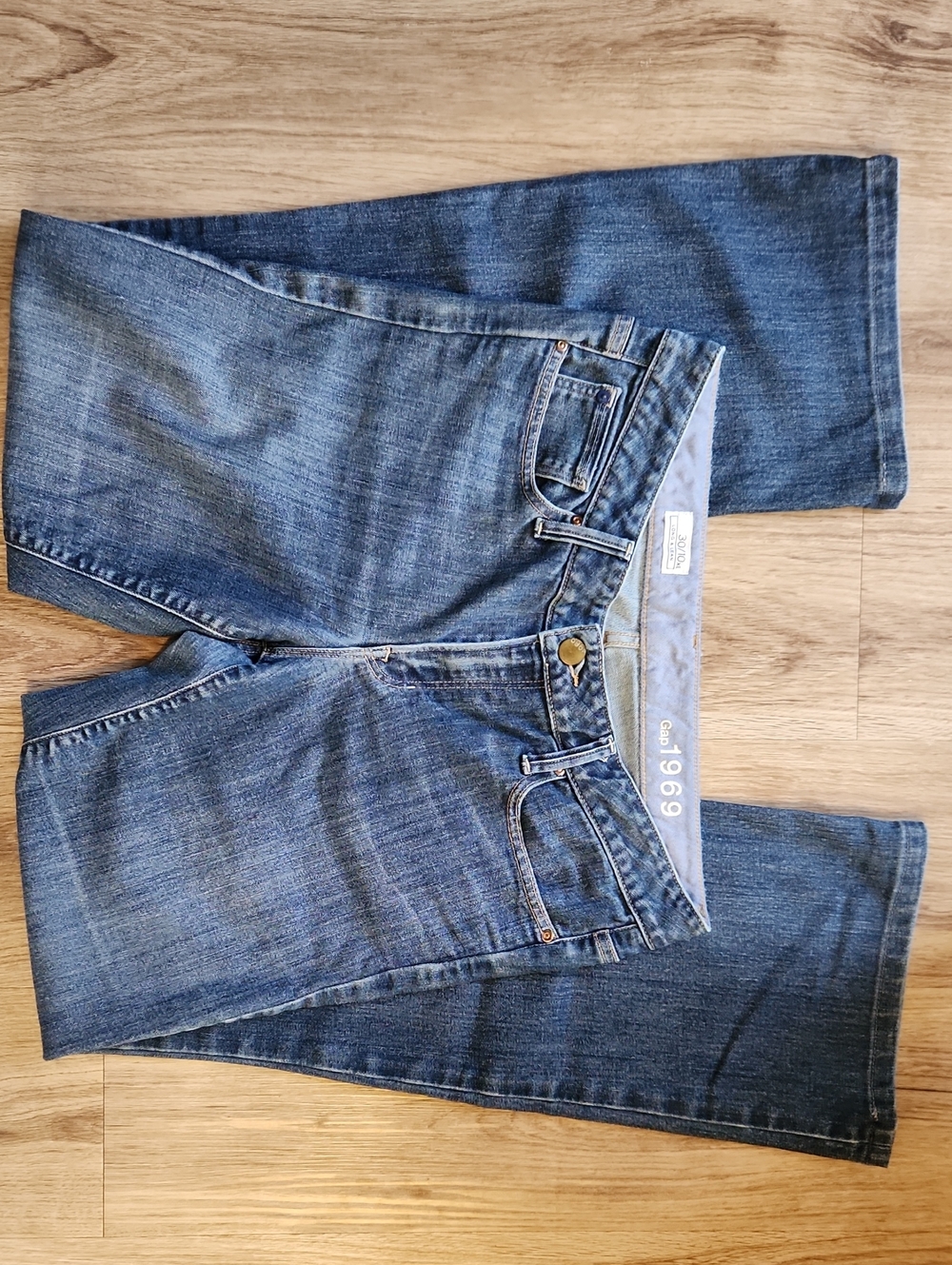 Mid-Rise Long Boot Cut Jeans in Medium Blue Denim